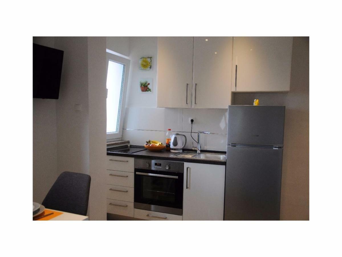 Apartment Aria With Private Parking スプリト エクステリア 写真